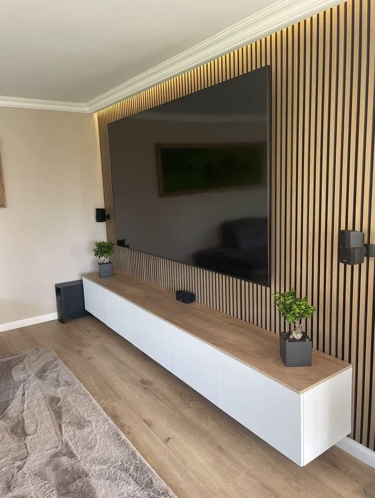 Agencement mural sur-mesure OSKAP, claustra bois et console